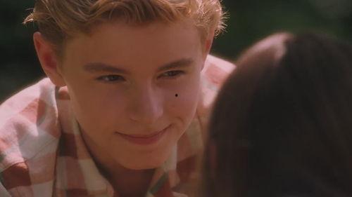 怦然心动美版在线观看,浪漫心动之旅，重温青春美好时光